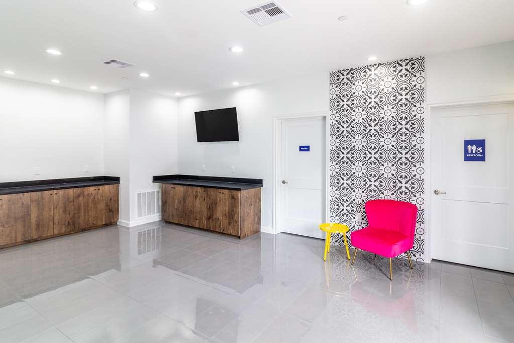Americas Best Value Inn & Suites Kingwood Iah Airport Хамбл Интерьер фото